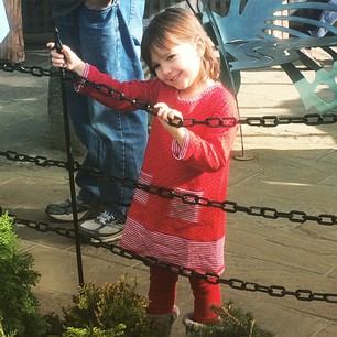  Alice spotting Thomas the Tank Engine 