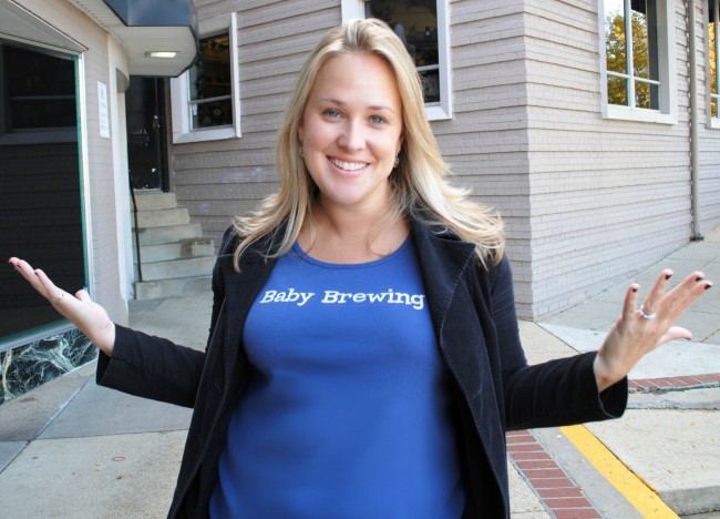 how-to-announce-your-pregnancy-online